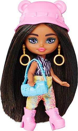 バービー バービー人形 Barbie Extra Mini Minis Travel Doll with Brunette Hair, Zebra-Print Hoodie & L