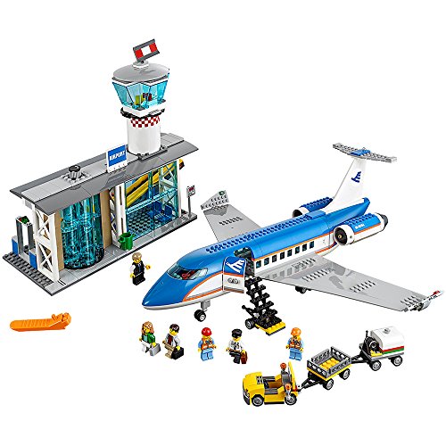 レゴ シティ LEGO City Airport 60104 Airport Passenger Terminal Building Kit (694 Piece)