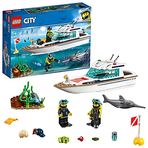 レゴ シティ City Great Vehicles Diving Yacht Toy Boat, Building Sets for Kids